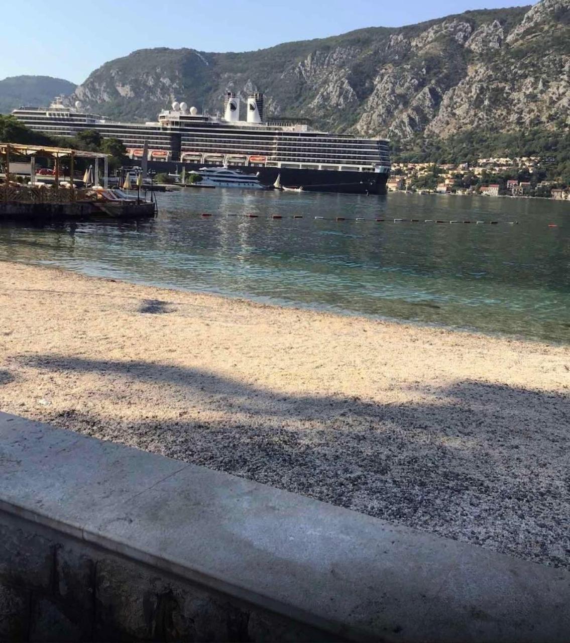 Bmb Apartments Kotor Buitenkant foto