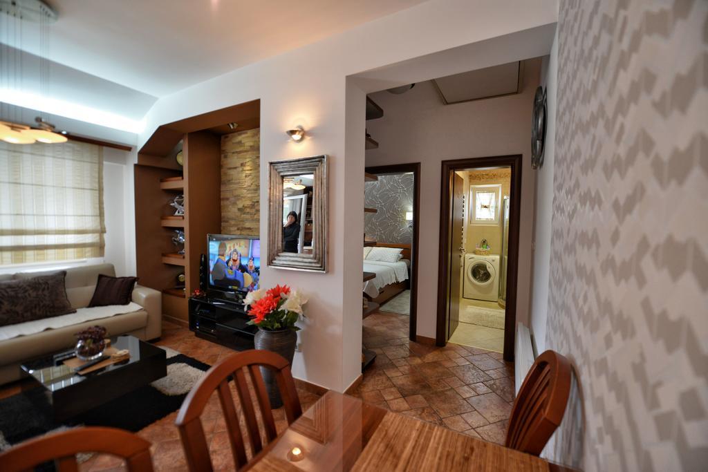 Bmb Apartments Kotor Buitenkant foto