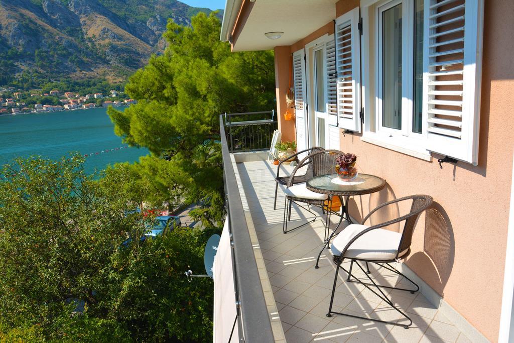 Bmb Apartments Kotor Buitenkant foto